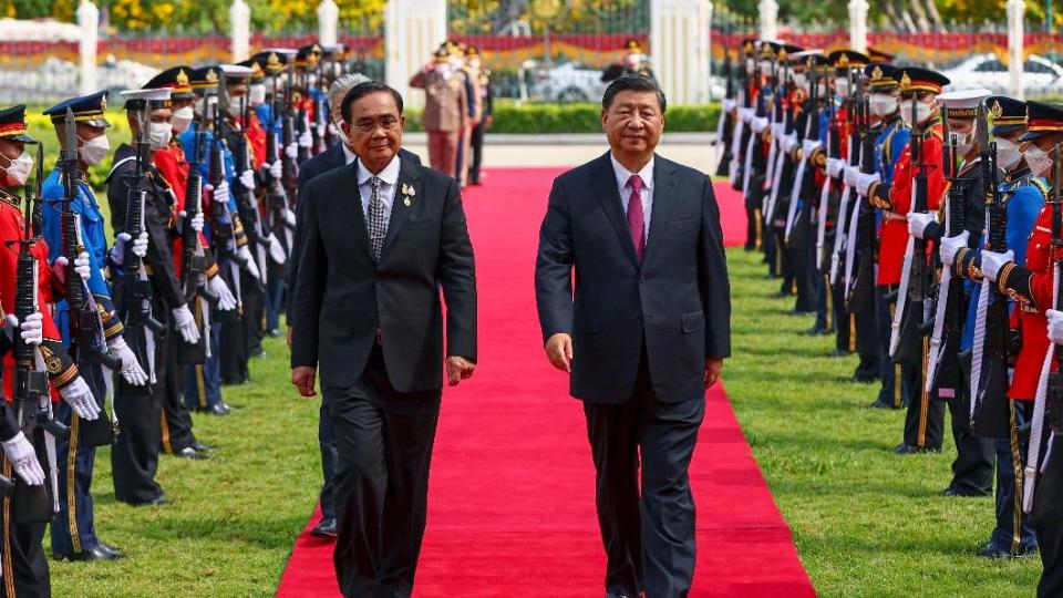 習近平這趟「泰國行」是他在2013年接下中國國家主席後，首次出訪泰國。（圖／達志影像美聯社）