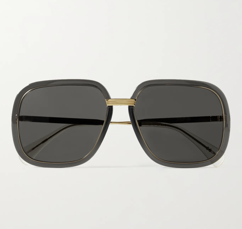 PHOTO / <a href="https://www.mrporter.com/en-hk/mens/product/loewe/accessories/aviator/aviator-style-gold-and-silver-tone-sunglasses/13452677152896769" rel="nofollow noopener" target="_blank" data-ylk="slk:MR PORTER;elm:context_link;itc:0;sec:content-canvas" class="link ">MR PORTER</a>