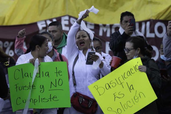 La transferencia de los servicios de salud de la Ciudad de México al IMSS Bienestar ha provocado protestas de trabajaores de la salud