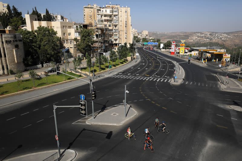 Israel doubly deserted on Yom Kippur during high holiday and COVID-19 lockdown