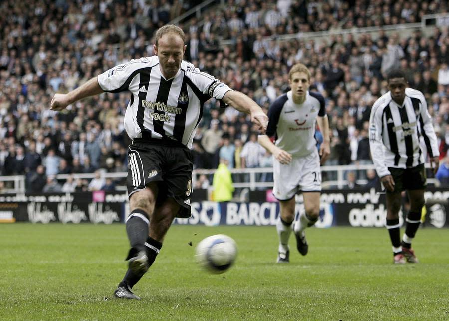 PLATZ 6 - ALAN SHEARER (Newcastle United): 206 Tore zwischen 1996 und 2006