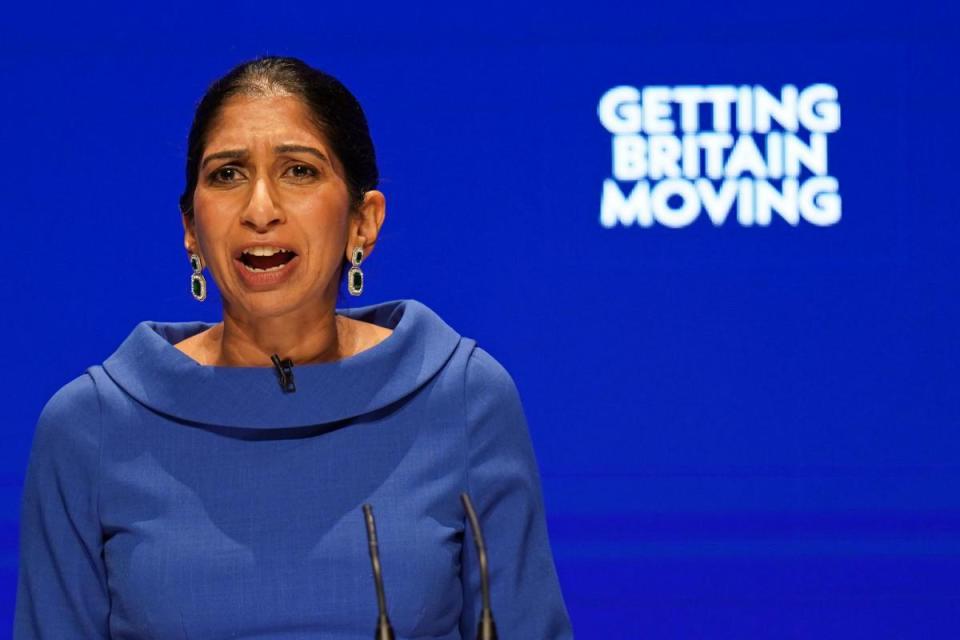 Suella Braverman has been accused of using 'racist rhetoric' i(Image: PA)/i