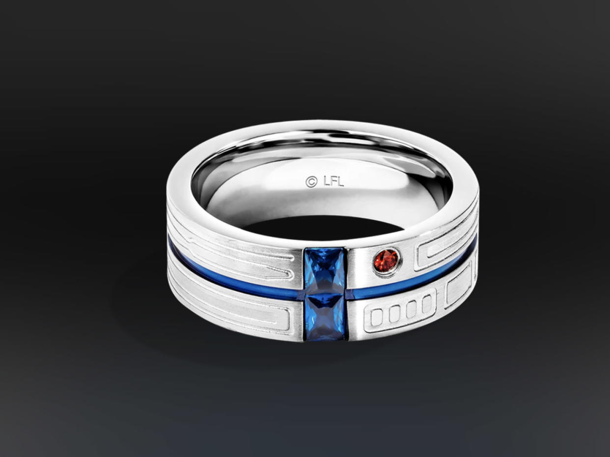 Star Wars Fine Jewelry R2 Series Men's Ring
