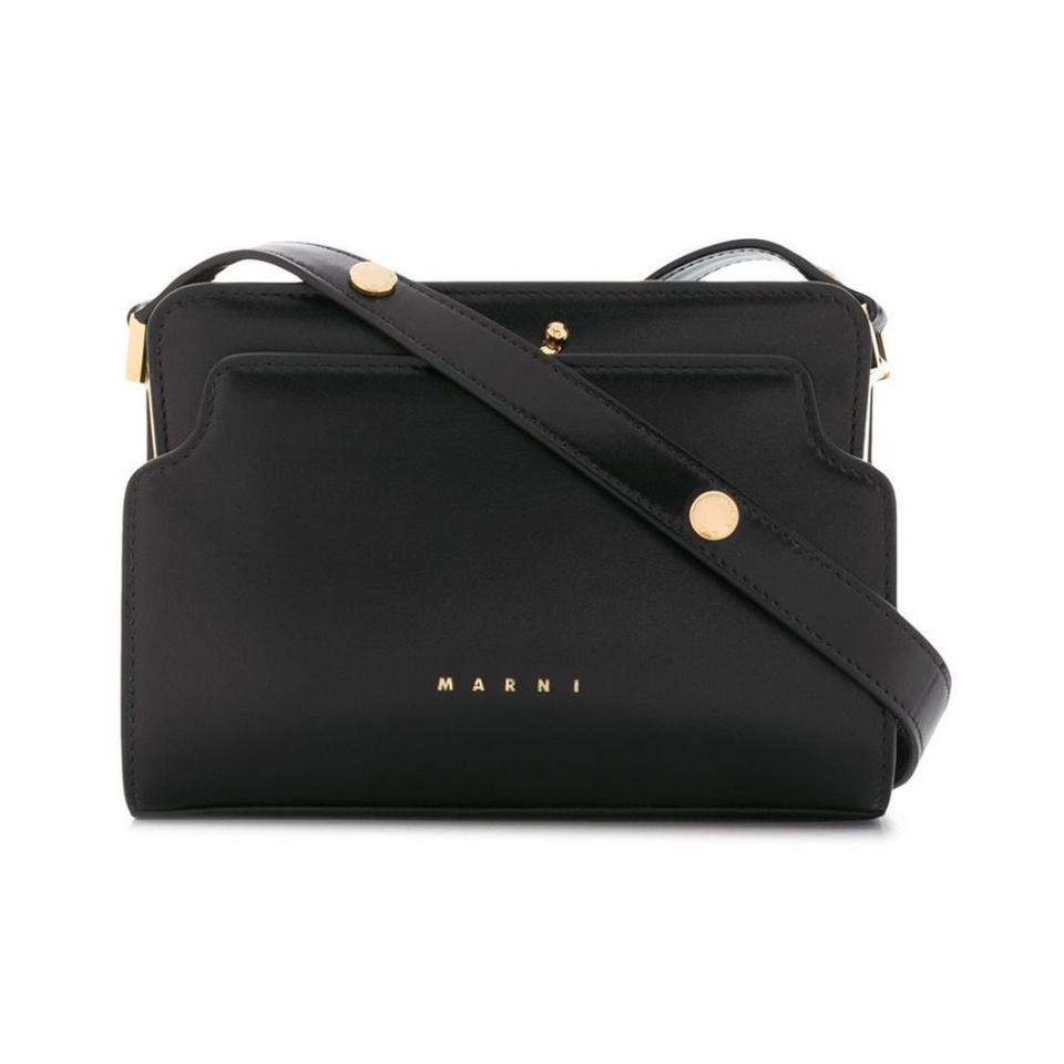 21) Trunk Reverse Shoulder Bag