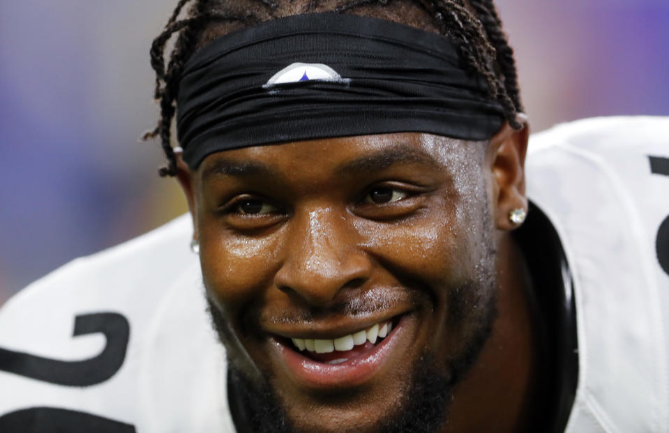 FILE - Pittsburgh Steelers running back Le'Veon Bell (26) smiles during an NFL football game against the Detroit Lions in Detroit on Oct. 29, 2017. The former Pittsburgh Steelers and New York Jets running back said on a podcast, Friday, May 26, 2023, he smoked marijuana before playing some NFL games during his career. (AP Photo/Paul Sancya, File)