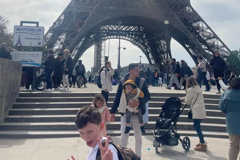 Brody in Paris