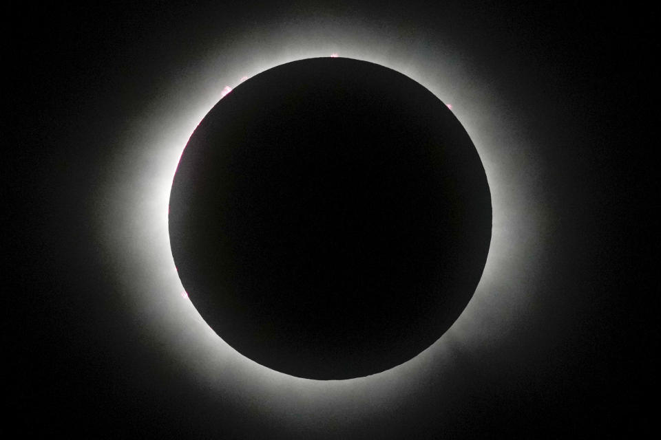 Vista total del eclipse desde Mazatlán