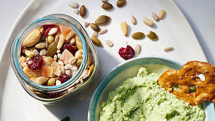 EDAMAME HUMMUS