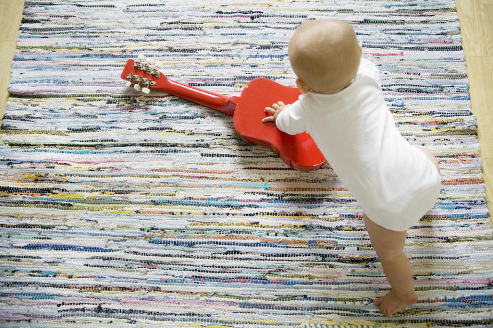 Musik kann Babys durchaus beim Einschlafen helfen. (Symbolbild: Getty Images)