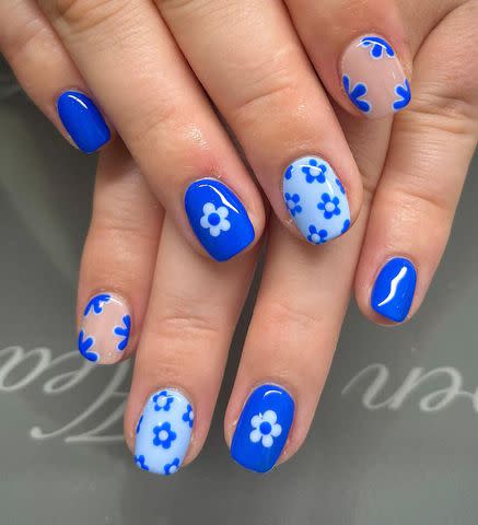 <p>Instagram: <a href="https://www.instagram.com/nails_and_beauty_by_daisy" data-component="link" data-source="inlineLink" data-type="externalLink" data-ordinal="1">@nails_and_beauty_by_daisy</a></p>