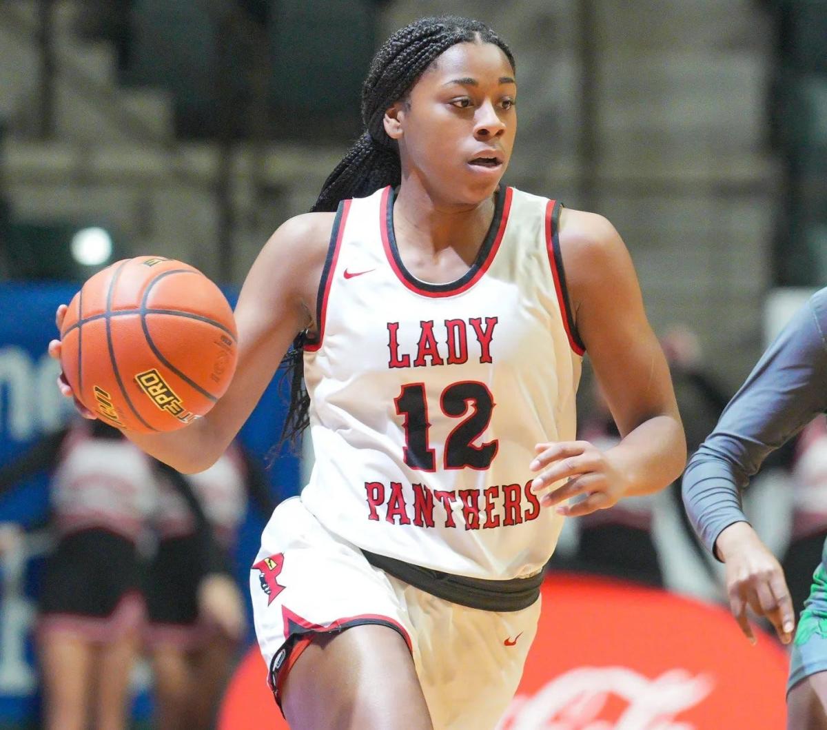 Mikaylah Williams tops Class of 2023 basketball recruiting