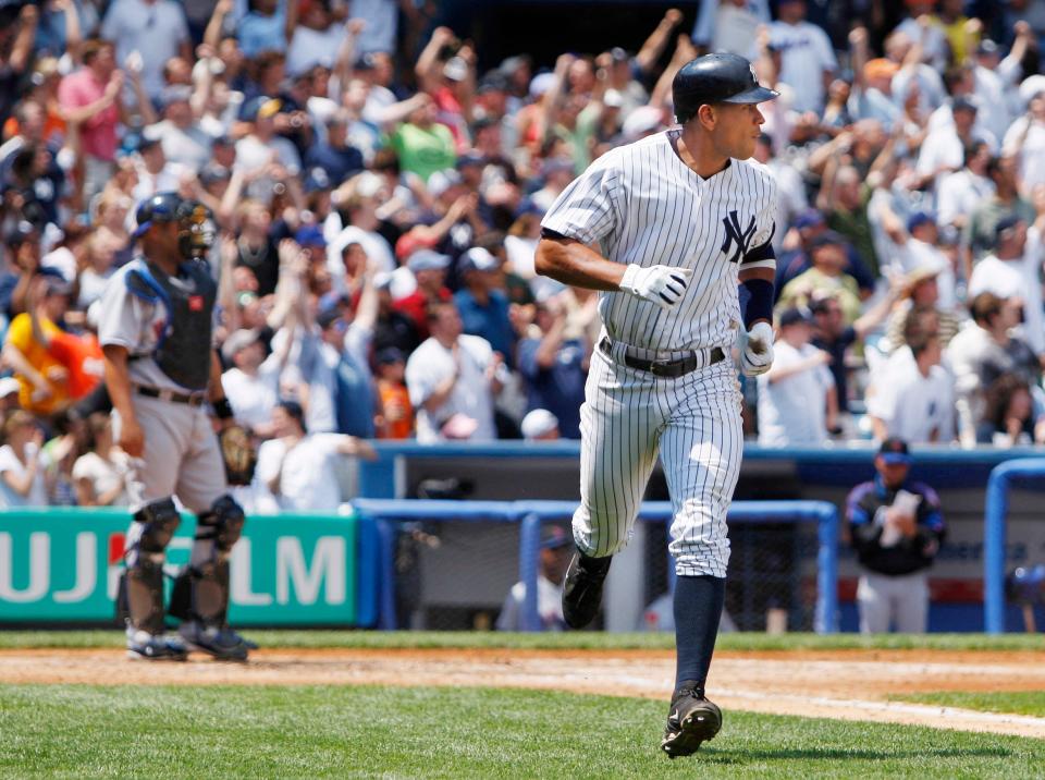 e New York Yankees' Alex Rodriguez heads down the first base line as his two-run home run against the New York Mets sails over the left field wall during the third inning in Major League Baseball action Saturday, June, 16, 2007 at Yankee Stadium in New York. (AP Photo/Julie Jacobson)