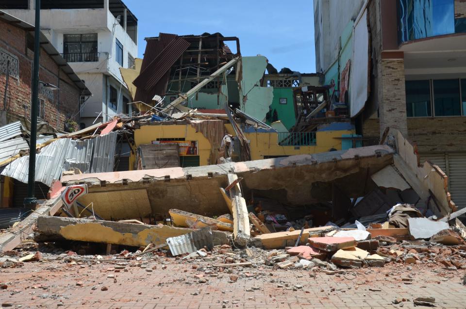 Destroyed buildings are seen after an earthquake in the city of Machala, Ecuador on March 18, 2023. - Four dead in southern Ecuador and damage to buildings after an earthquake with an epicenter in that country, which reached its neighbor Peru, according to a preliminary balance of authorities. The earthquake of magnitude 6.5 in Ecuador and 7.0 in Peru was recorded at 12:12 local time (17:12 GMT) in the Ecuadorian municipality of Balao, about 140 kilometers from the port of Guayaquil, and at a depth of 44 kilometers, authorities reported. (Photo by Gleen Suarez / AFP) (Photo by GLEEN SUAREZ/AFP via Getty Images)