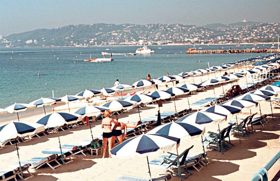 Juan-les-Pins in the 1970s - noel yates