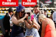 <p>Die australische Stadt, Heimat des weltberühmten Melbourne Cup Pferderennens, liegt im Asien-Pazifik-Raum hinter Hongkong auf Rang zwei. (Darrian Traynor/Getty Images) </p>