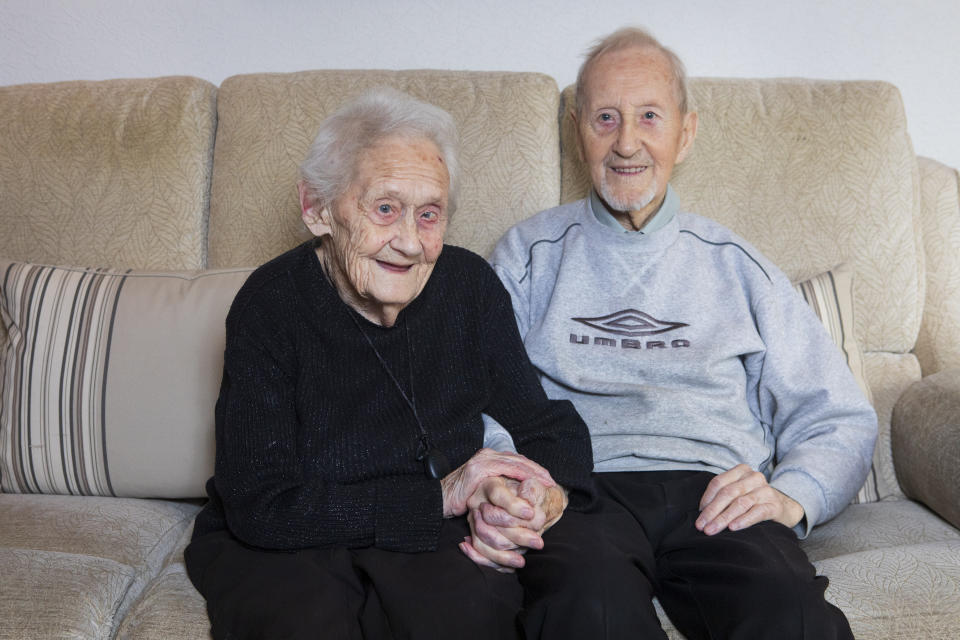 Robert Snaddon, 93, and wife Alison, 91, met at a dance in 1944. [Photo: SWNS]