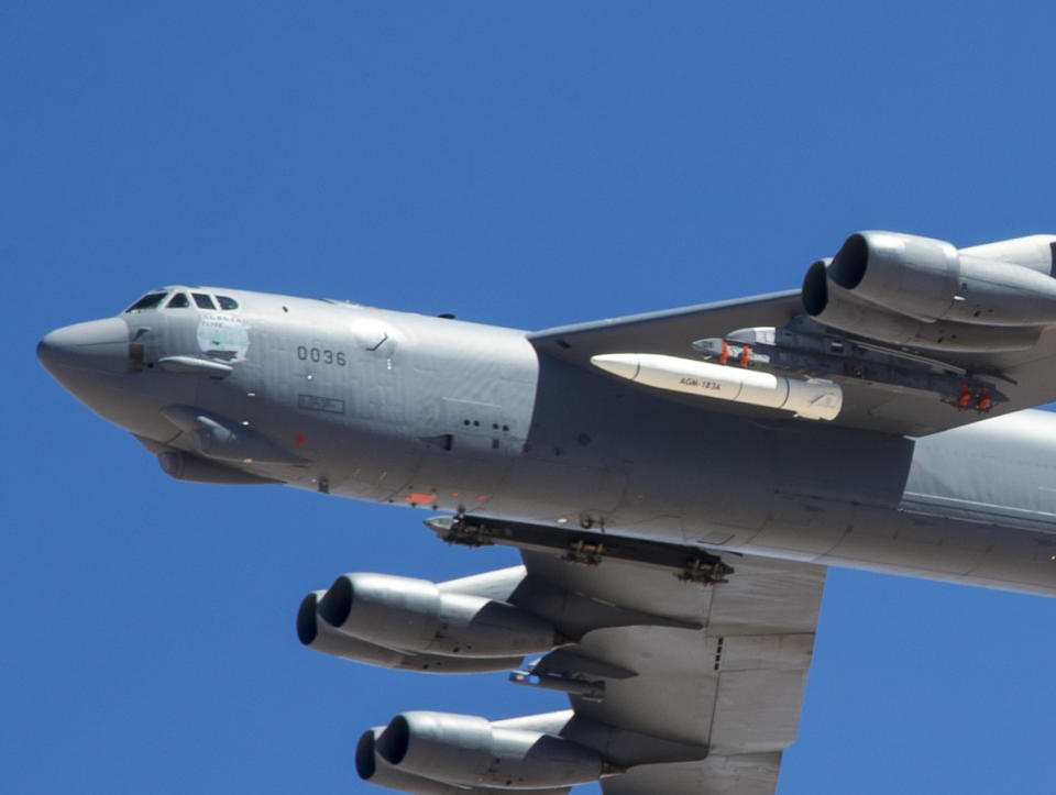  2022年12月9日美國空軍以B-52H轟炸機，首度完成AGM-183A高超音速武器測試。 圖：美國空軍官網（資料照） 