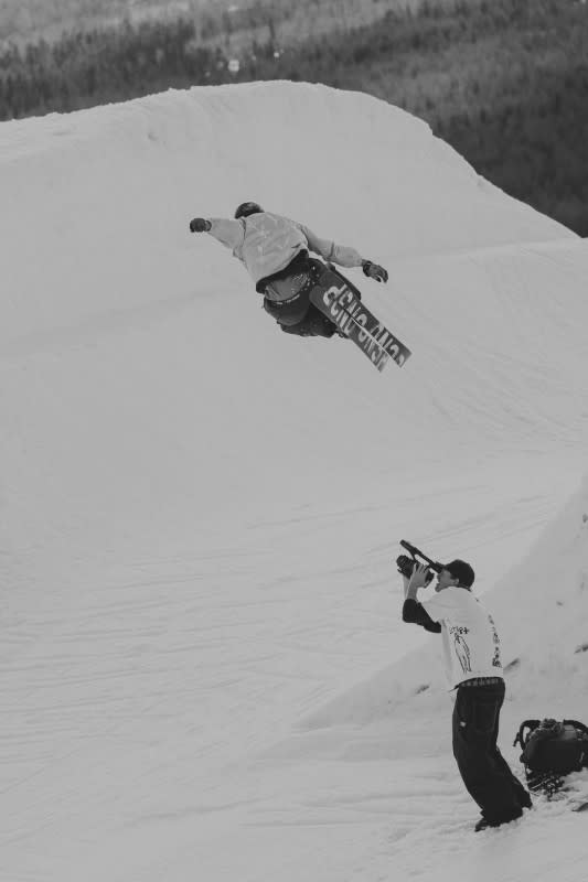 <em>Transition finds abounded at Kimbo Sessions. Skier: Jake Mageau</em><p>Photo: Daniel Rönnbäck</p>