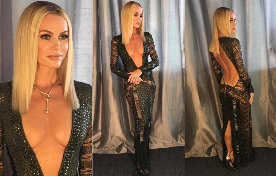 Daneben kann “Das Supertalent” einpacken: Schauspielerin und Jurorin Amanda Holden trat in der britischen Version “Britain’s Got Talent” diese Woche in diesem Wow-Look von Julien Macdonald auf, der nicht nur vorne, sondern auch hinten mit atemberaubenden Einblicken begeisterte. Angetan waren allerdings nicht alle Zuschauer: Bei der britischen Medienbehörde Ofcom gingen sage und schreibe 216 Beschwerden über Amandas Look ein, den auch zahlreiche Instagram- und Twitterfollower der 46-Jährigen als “unangemessen” empfanden. (Bilder: Instagram/noholdenback)