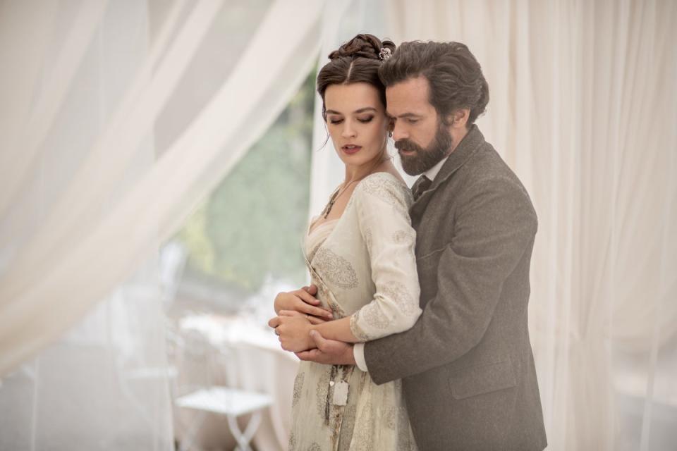 Romain Duris and Emma Mackey in Eiffel (Vertigo Releasing)