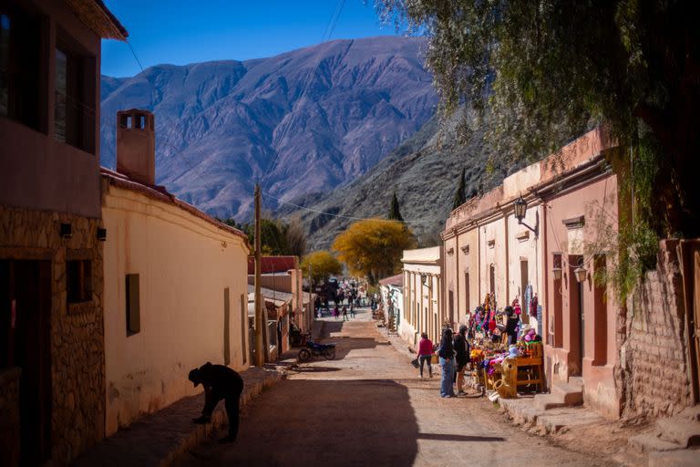 Uno de los destinos turísticos de Jujuy, Purmamarca, prácticamente está vacío de visitantes debido a los cortes de ruta