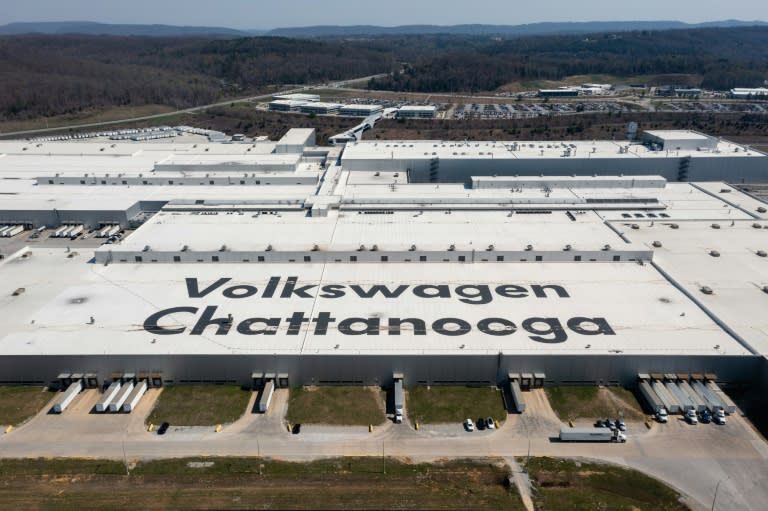 Vue aérienne de l'usine Volkswagen à Chattanooga, le 20 mars 2024 dans le Tennessee (Elijah NOUVELAGE)