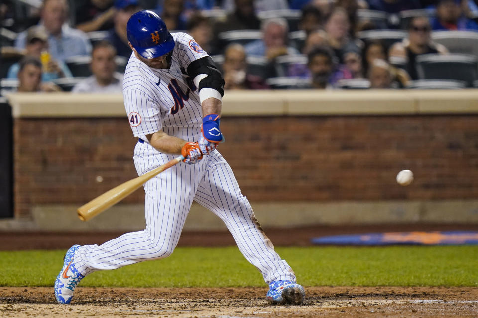 New York Mets' Pete Alonso hits a two-run home run during the sixth inning of the team's baseball game against the San Francisco Giants on Thursday, Aug. 26, 2021, in New York. (AP Photo/Frank Franklin II)