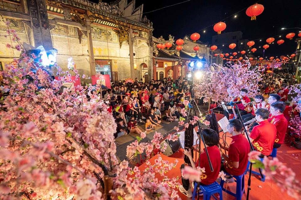 喬治市的春節表演（Photo by Chong Voon Chung/Xinhua, Image Source : Getty Editorial）