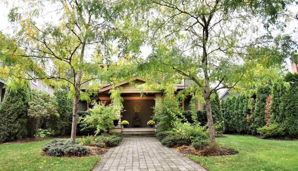 What a $1 million home looks like in Canada this week