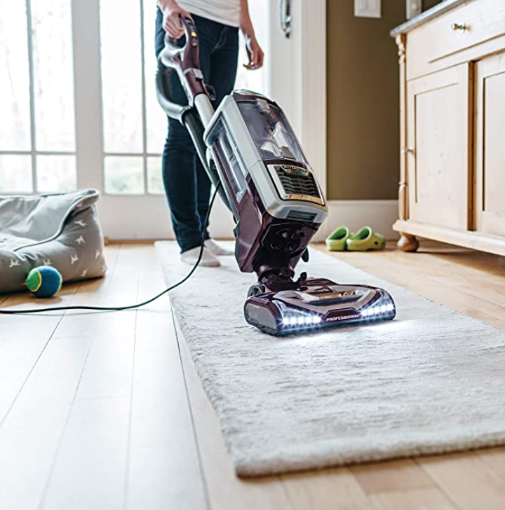 Time for a new vac? You're in the right place. (Photo: Amazon)