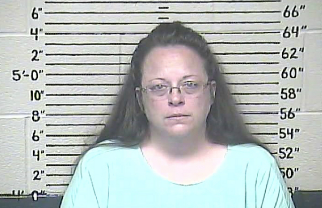 Kim Davis Offered 500k By Porn Company To Do Same Sex Interracial 