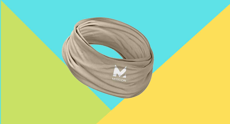 Mission Cooling Neck Gaiter. 