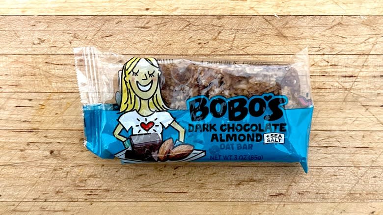Dark Chocolate Almond oat bar