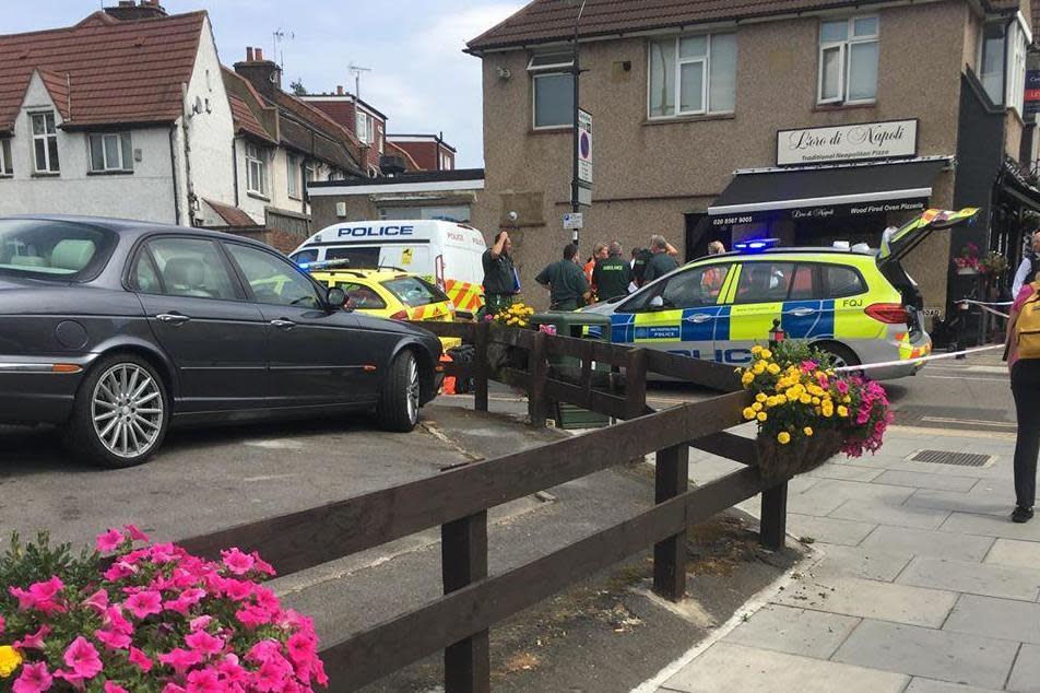 Police and paramedics at the scene of the incident on Thursday afternoon (Catherine Günnewicht)