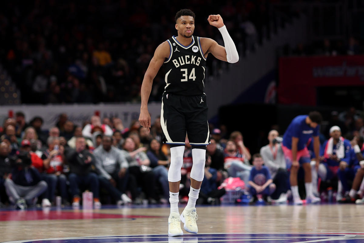 StaTuesday: Scoring streak by Bucks' Giannis puts him in rarefied