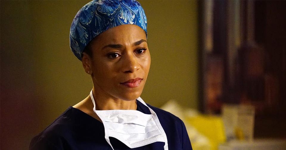 This “Grey’s Anatomy” star had an important thing to say about being confused with her co-star