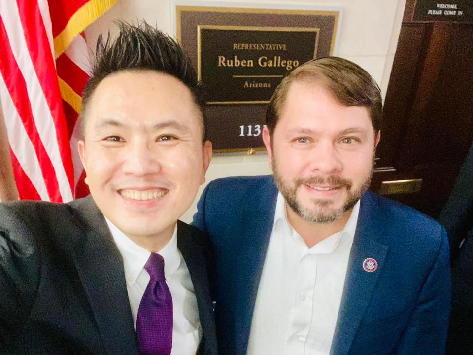 陳以信與美國聯邦眾議員蓋耶哥 ( Ruben Gallego ) 。   圖：翻攝自陳以信臉書