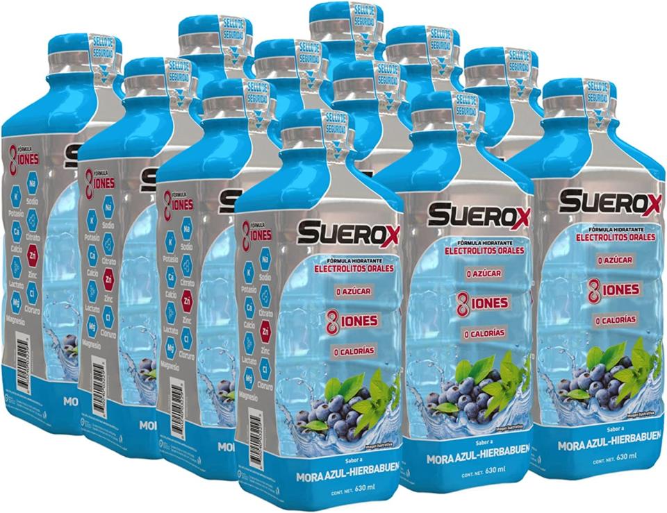 12 Pack de SUEROX, deliciosa hidratación saludable, MORA AZUL - HIERBABUENA, con sus 8 iones recupera los electrolitos y nutrientes perdidos haciéndote sentir mejor, sin azúcar, sin calorías y con gran sabor, botellas con 630 ml/Amazon.com.mx