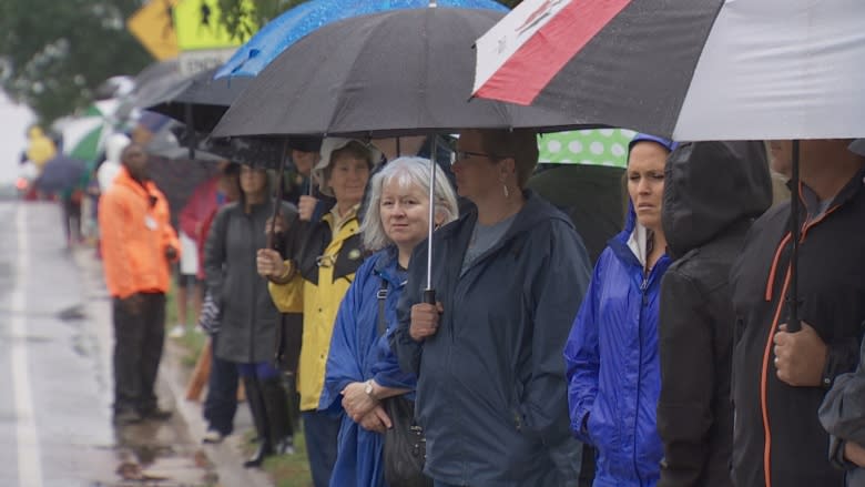 Hundreds line Fredericton streets to say goodbye to fallen officers