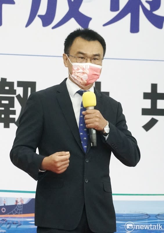 行政院農業委員會主委陳吉仲在「邁向農業淨零排放策略大會」致詞。   圖：張良一/攝