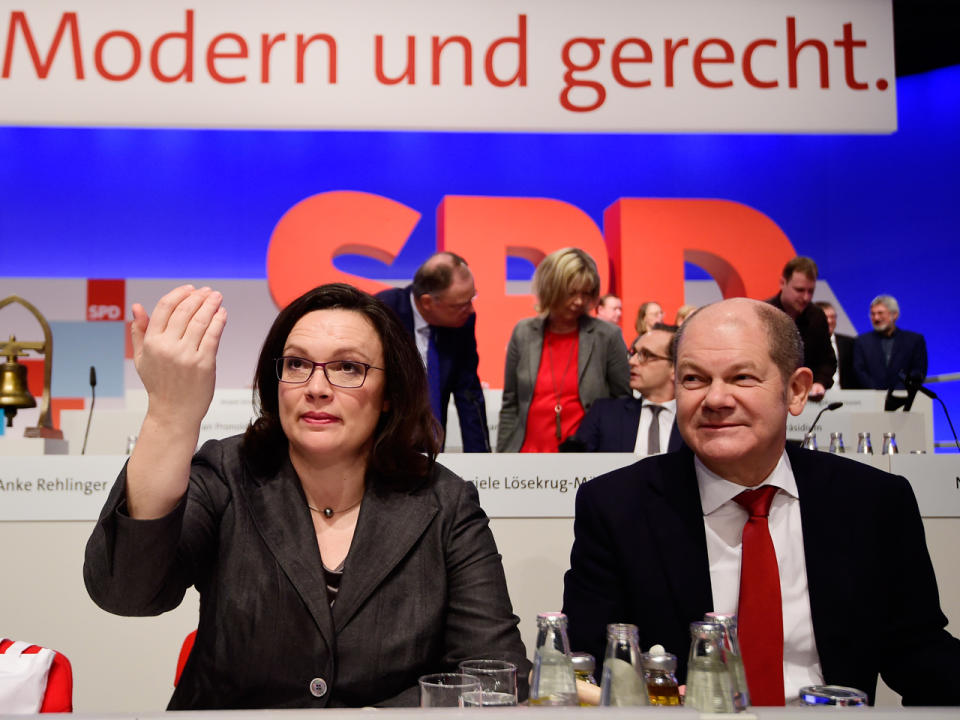 Andrea Nahles und Olaf Scholz werben derzeit deutschlandweit für die GroKo. (Bild-Copyright: Tobias Schwarz/AFP)