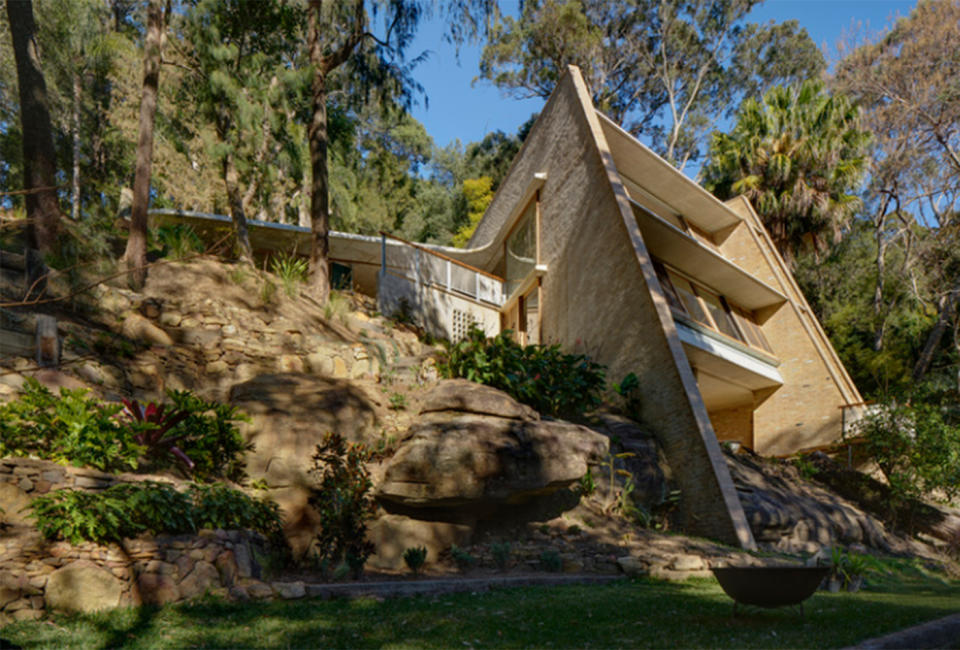 The hillside sanctuary in Sydney’s Northern Beaches is carved into a rock shelf. Source: Michael Nicholson