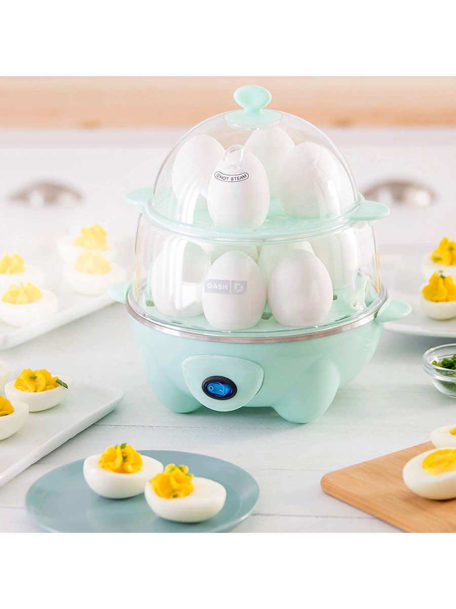 Best for Big Batches: Dash Deluxe Rapid Egg Cooker