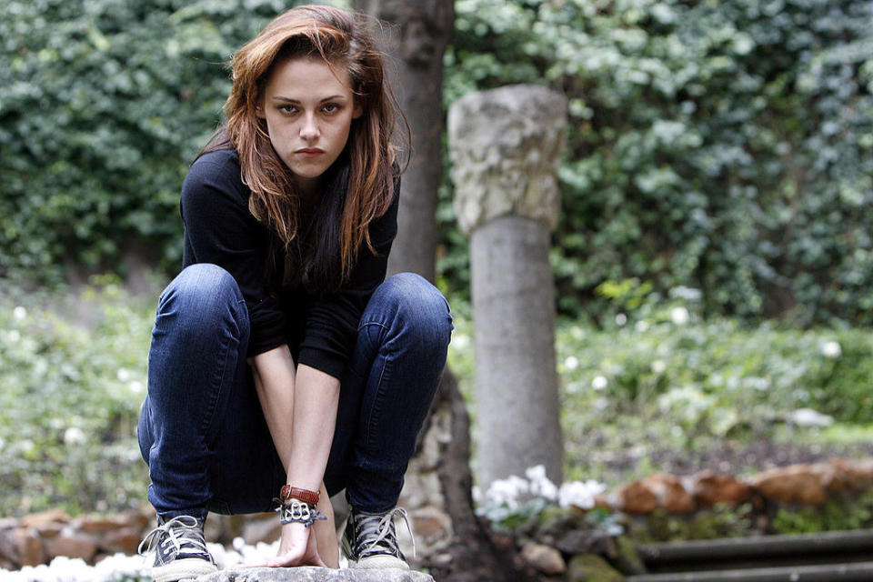 Kristen Stewart attends the "Twilight" portrait session