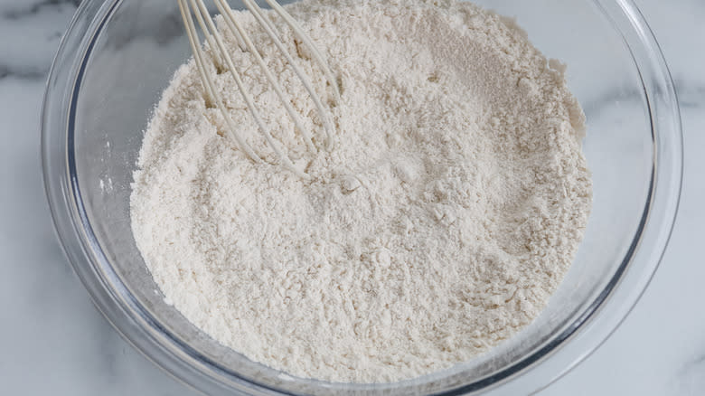 flour ingredients in bowl