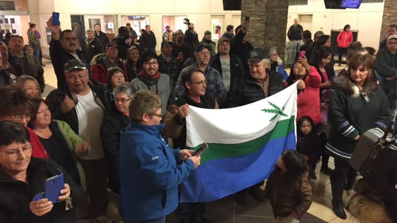 Muskrat Falls hunger strikers home again