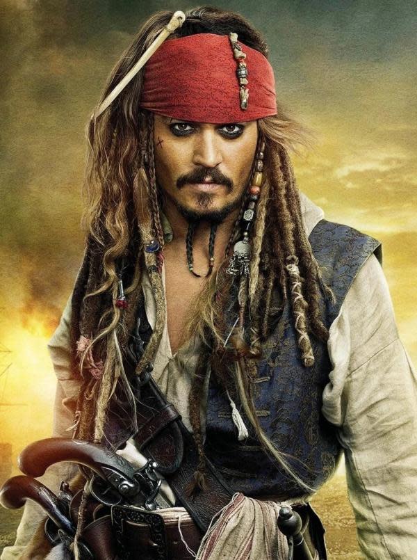 Johnny Depp como el capitán Jack Sparrow