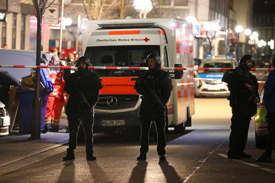 Police officers secure an area after a shooting in Hanau near Frankfurt, Germany, February 20, 2020.     REUTERS/Kai Pfaffenbach