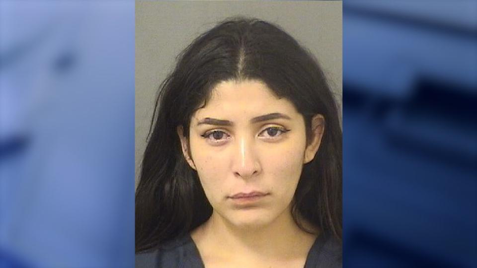 <div>Paola Zarate Lassalle was arrested and charged with written threats to kill or do bodily injury, according to the Palm Beach County Sheriff's Office. (Photo: Palm Beach County Jail)</div>