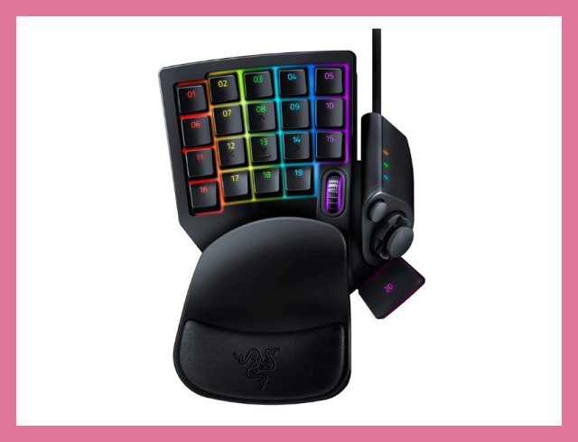 Black Friday : Pack Razer Epic Gaming: Clavier Cynosa + Souris Deathadder  Essential + Casque Kraken X Lite + Tapis de Souris Goliathus 